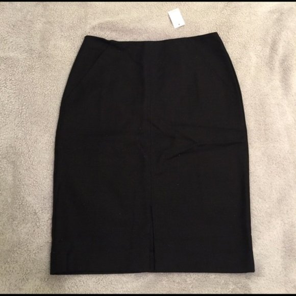 Loft Front Slit Pencil Skirt in Black - Picture 5 of 6